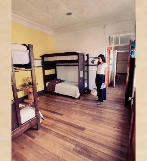 패밀리 룸, Hostal Yakumama