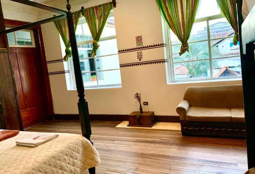 Standard room with outdoor bath, Hostal Yakumama