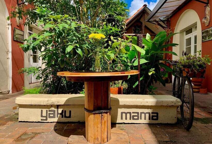 Standard room with outdoor bath, Hostal Yakumama