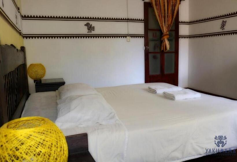 スタンダードルーム, Hostal Yakumama