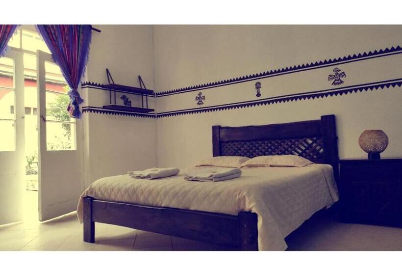 スタンダードルーム, Hostal Yakumama