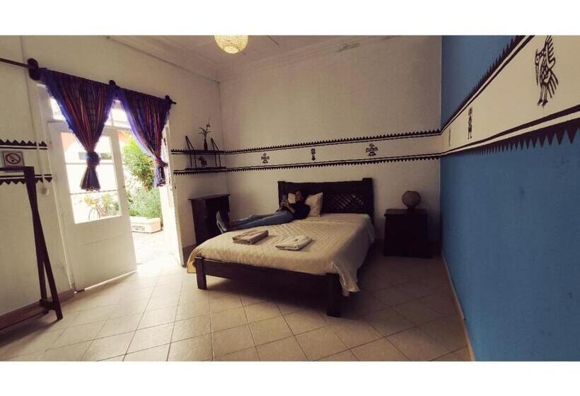 スタンダードルーム, Hostal Yakumama