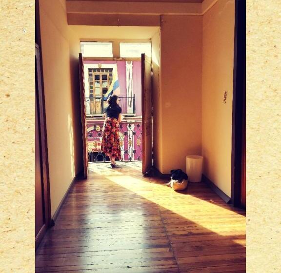 ルームシェアのワンベッド, Hostal Yakumama