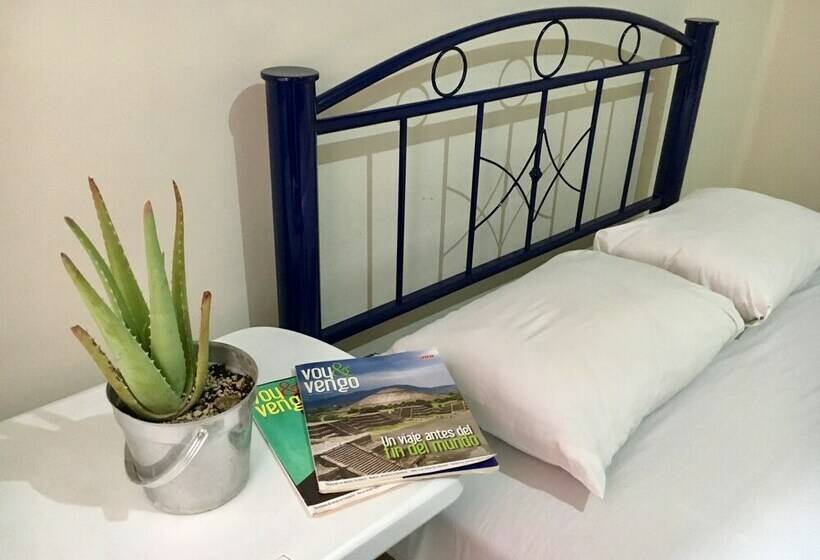 Трехместный Номер Стандарт Совместная Ванная, Hostal Andaina