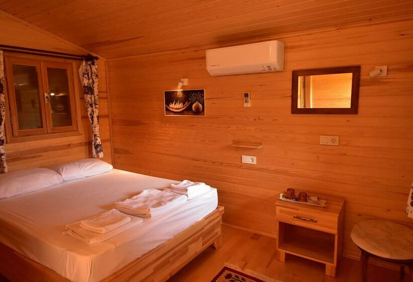 בקתה סטנדרטית, Lemon Garden Lodge