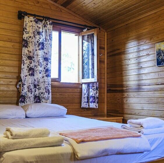 בקתה סטנדרטית, Lemon Garden Lodge