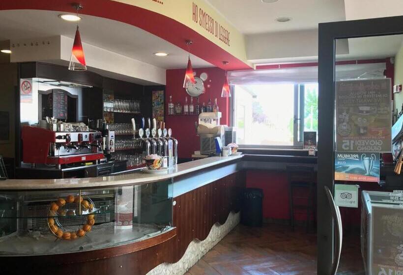 带阳台的豪华间, Rosso Di Sera