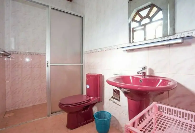 اتاق لوکس, Swiss Villa Beruwala