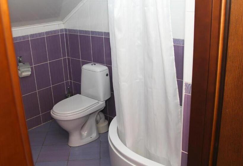 اتاق خانوادگی, & Spa Deninna