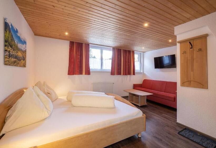 غرفة قياسية, Eggerhof