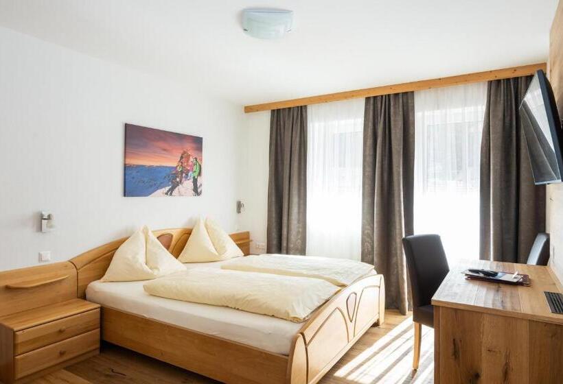 חדר סופריור עם מרפסת, Eggerhof