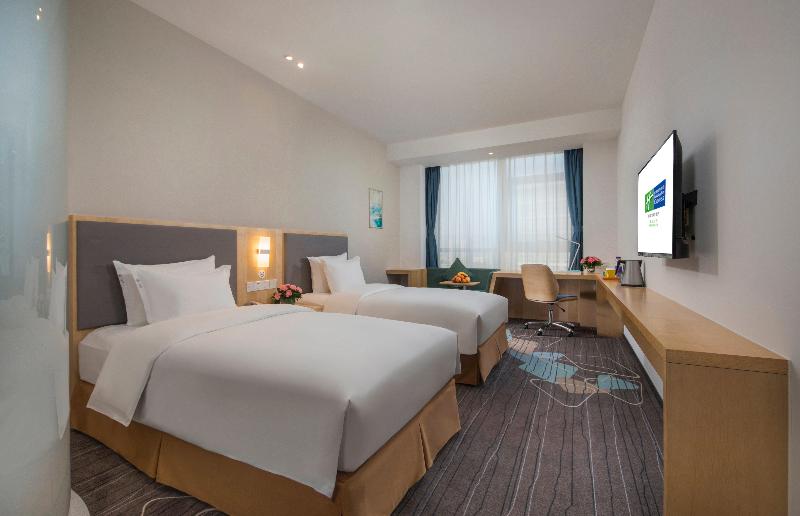 Номер Стандарт, Holiday Inn Express   Yantai Yeda, An Ihg