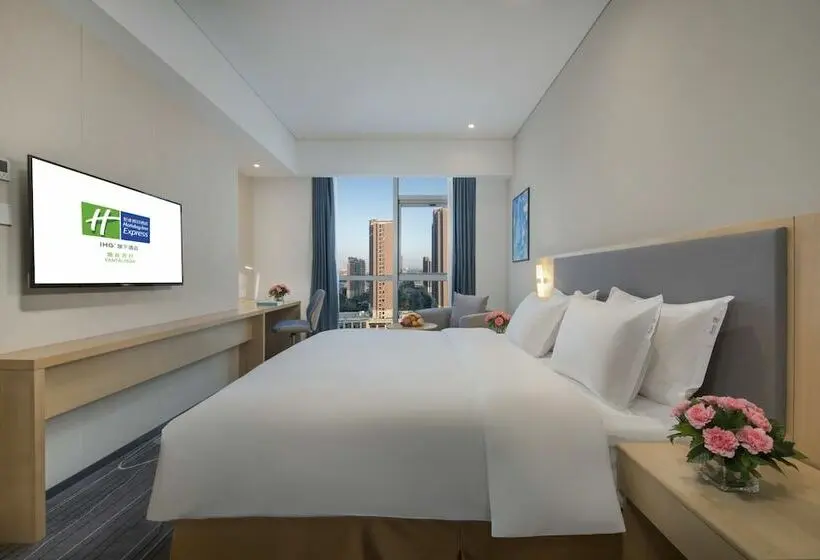 スイート, Holiday Inn Express   Yantai Yeda, An Ihg