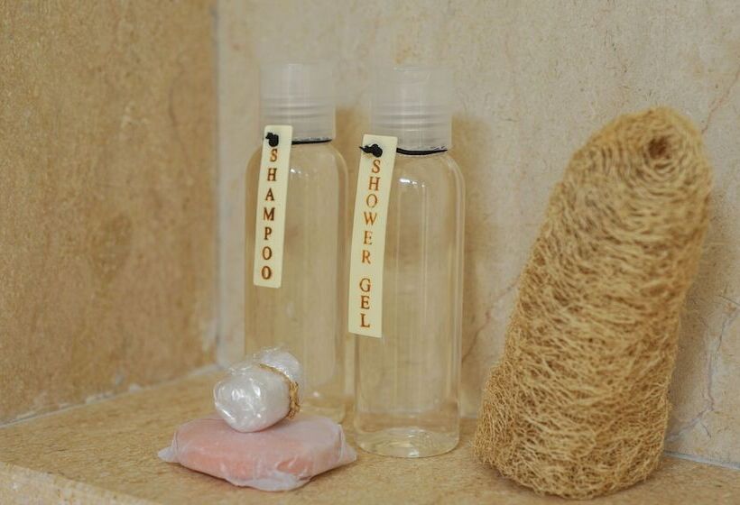 וילת חדר שינה 1 עם נוף לים, Komaneka At Keramas Beach