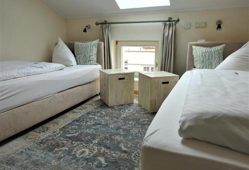 דירת חדר נוף לים, Pension Zur Fährbrücke