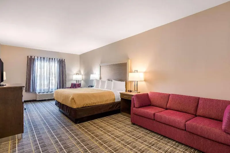 キングサイズベッドのスイートルーム, Quality Inn & Suites Carlsbad Caverns Area