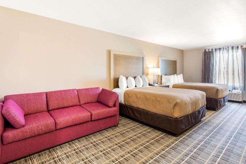 جناح, Quality Inn & Suites Carlsbad Caverns Area