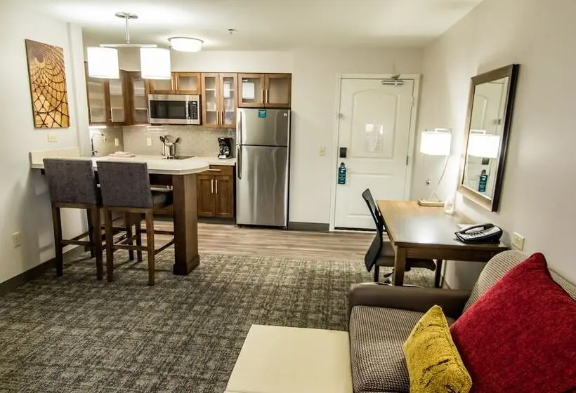２ベッドスイートルーム, Staybridge Suites Anchorage, An Ihg