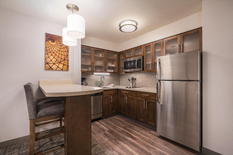 Люкс, Staybridge Suites Anchorage, An Ihg