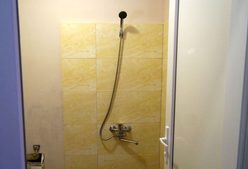 اتاق لوکس, Mimino Guest House