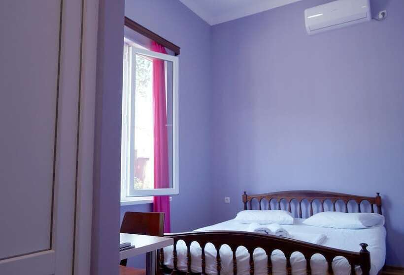 اتاق لوکس, Mimino Guest House