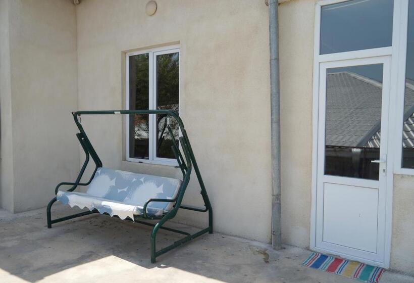 اتاق لوکس, Mimino Guest House