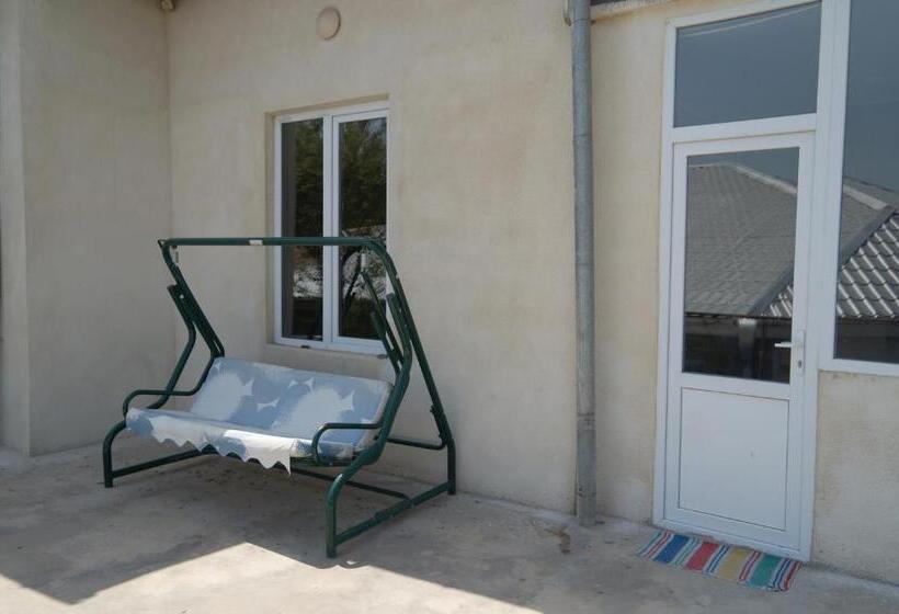 اتاق لوکس, Mimino Guest House