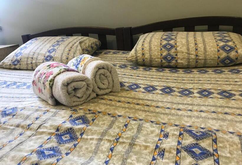 اتاق خانوادگی, Mimino Guest House