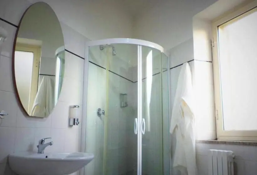 Standard room with outdoor bath, Il Girasole