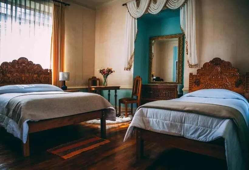 スタンダードスタジオ, Florencio Casa Hacienda