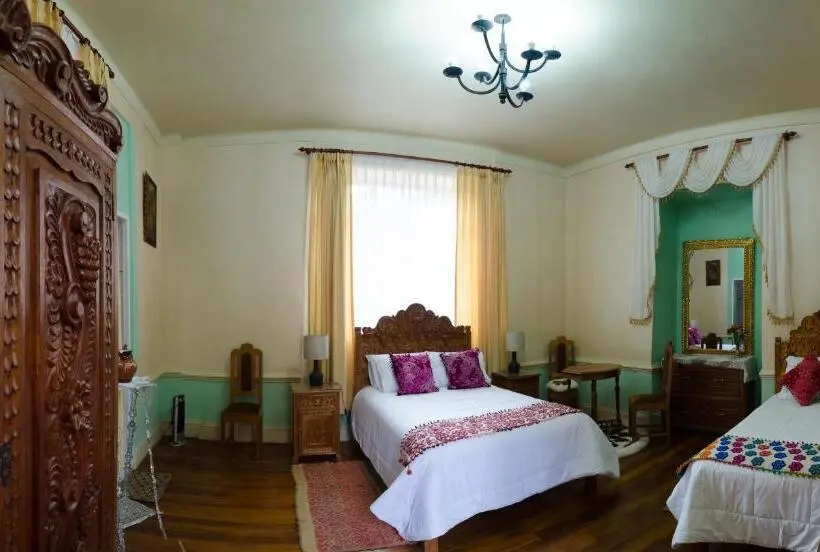 スタンダードスタジオ, Florencio Casa Hacienda