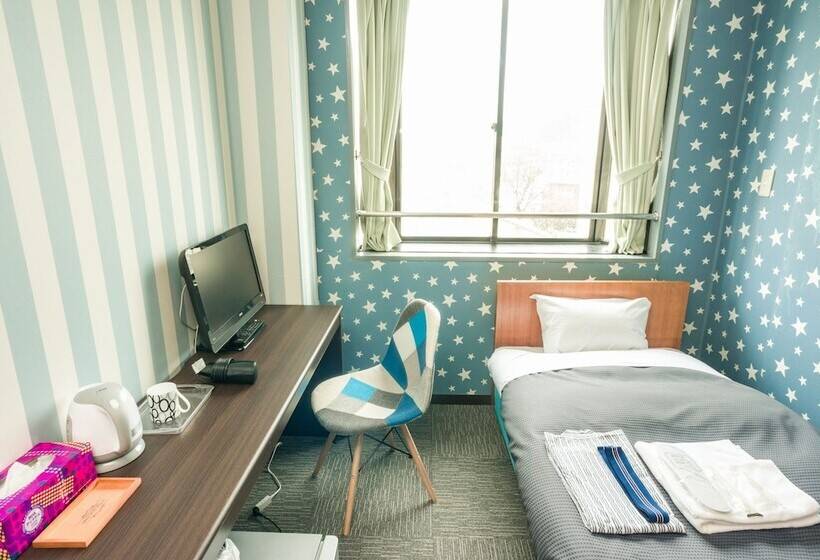 Quarto Estandar Individual Banheiro Compartilhado, Ina