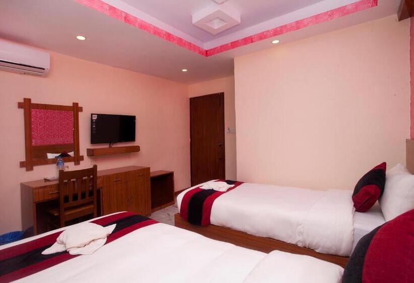 اتاق لوکس خانوادگی, Kathmandu Regency