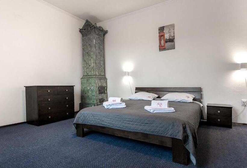 استودیو استاندارد با تخت کینگ, Sunlit