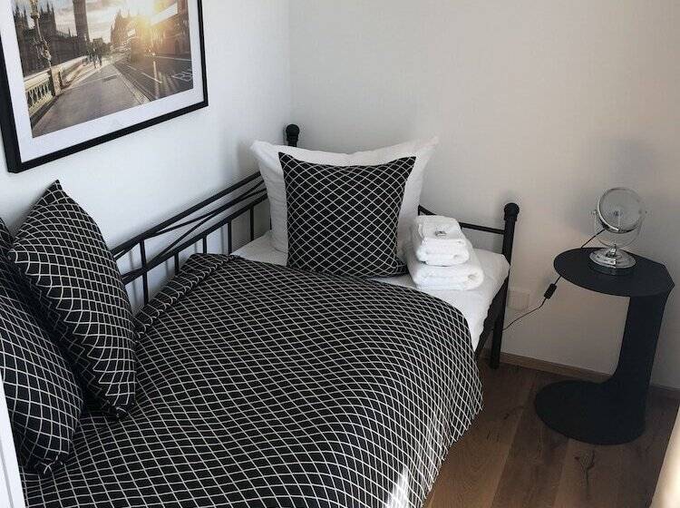 家庭套房, Voss Villa