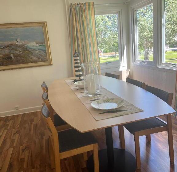 带2个卧室的别墅, Kungshamns Vandrarhem
