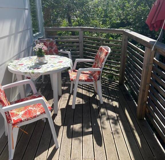 فيلا غرفتين نوم, Kungshamns Vandrarhem