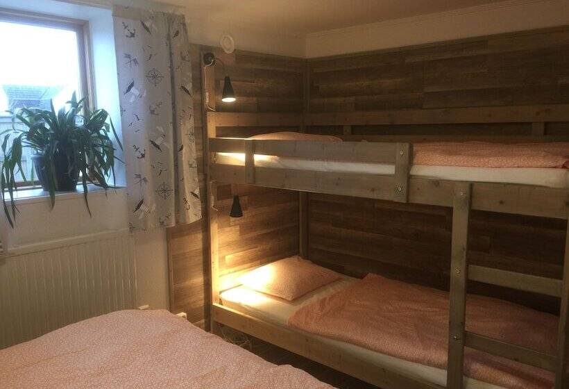 غرفة بريميوم رباعية, Kungshamns Vandrarhem