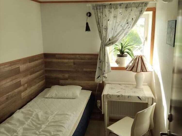 غرفة قياسية فردية, Kungshamns Vandrarhem