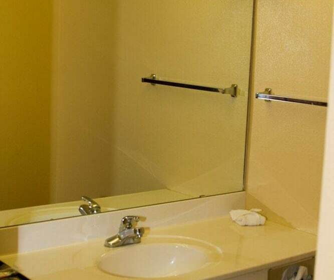 Президентский Люкс, Cottonwood Inn & Suites