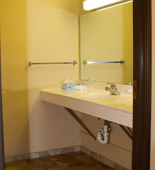 غرفة ديلوكس, Cottonwood Inn & Suites