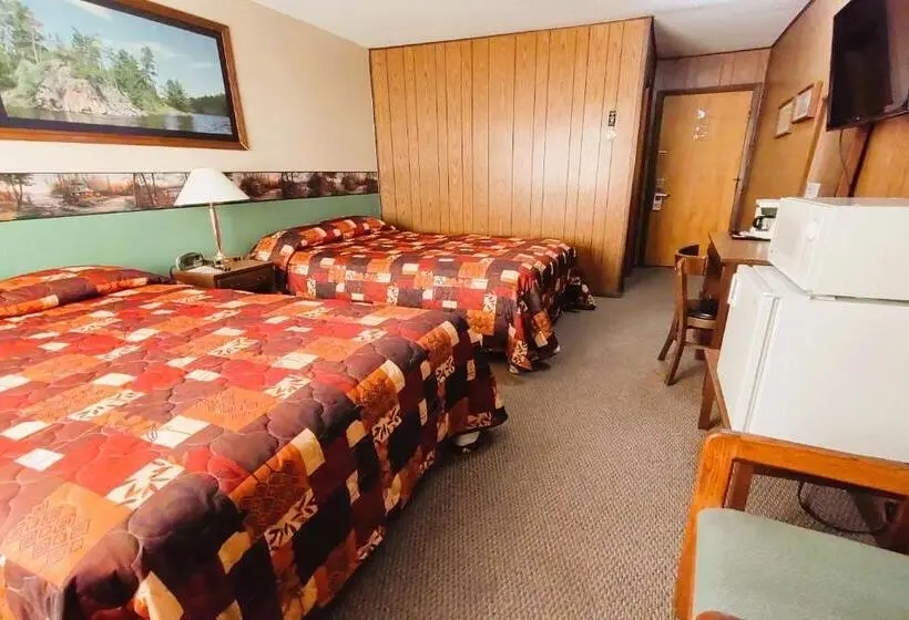 اتاق استاندارد با 2 تخت دوبل, Love Hotels Voyageur At International Falls Mn