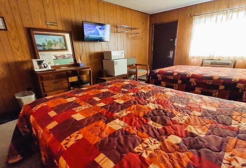 Номер Стандарт 2 Двуспальные Кровати, Love Hotels Voyageur At International Falls Mn
