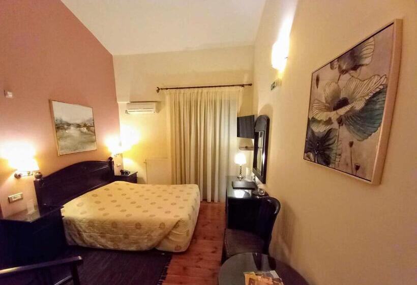 패밀리 룸, Vytina Mountain View