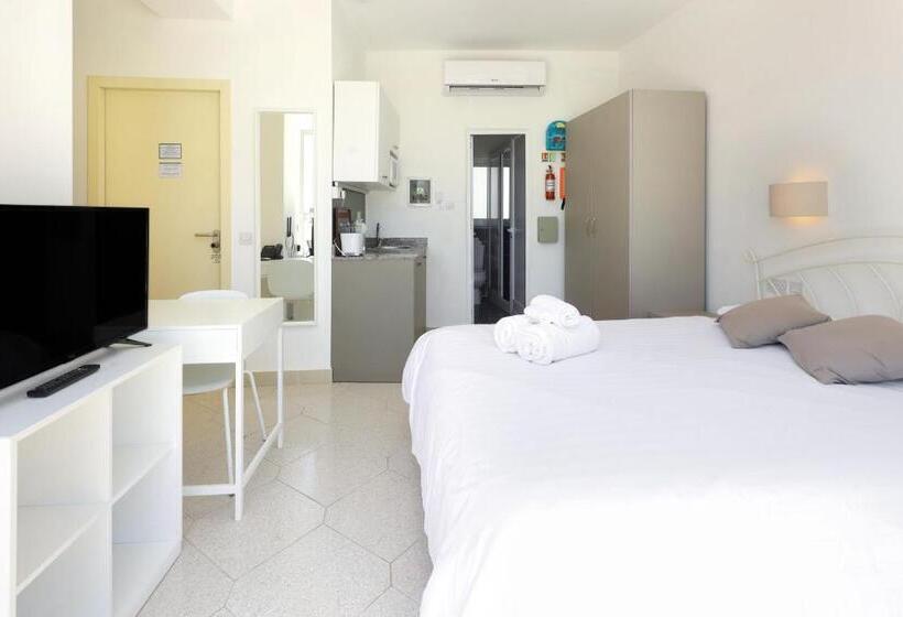 اتاق استاندارد با تراس, Ta Gianni Guest House