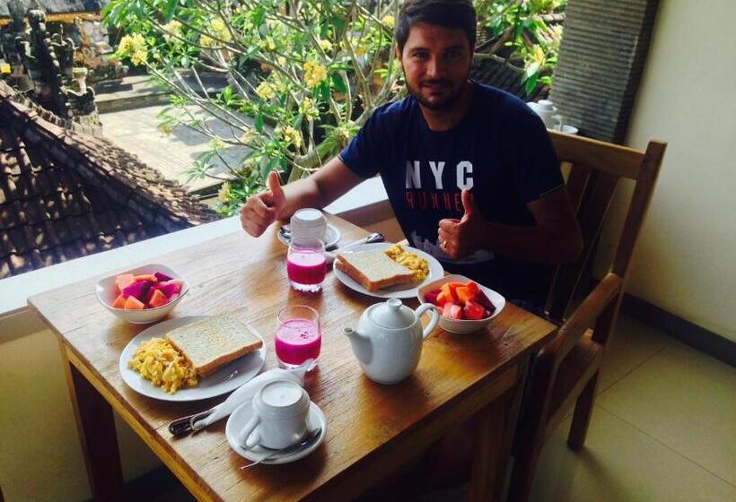 חדר משפחתי, Wina Ubud B&b