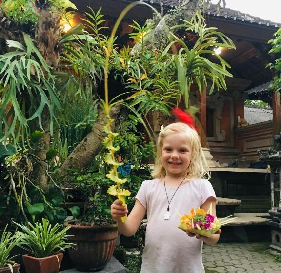 חדר משפחתי, Wina Ubud B&b