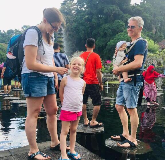 חדר משפחתי, Wina Ubud B&b