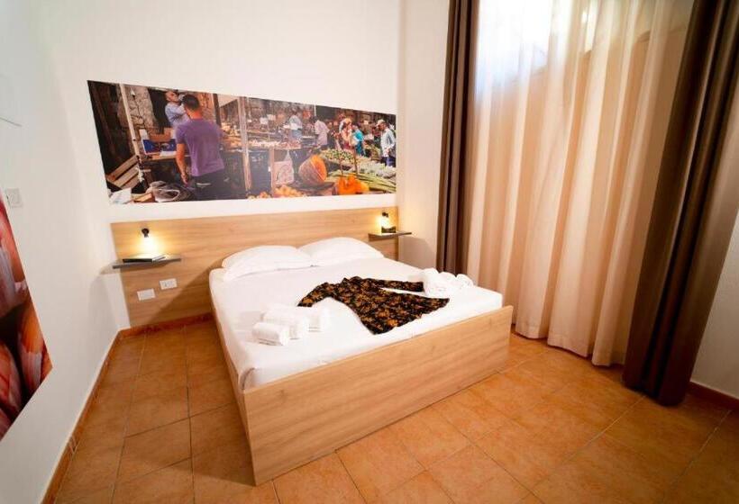 豪华家庭房间, Ballarò