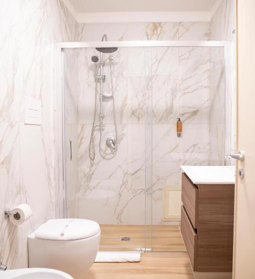 带大床的标准间, Ballarò